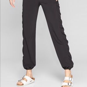 Athleta La Viva Pant
